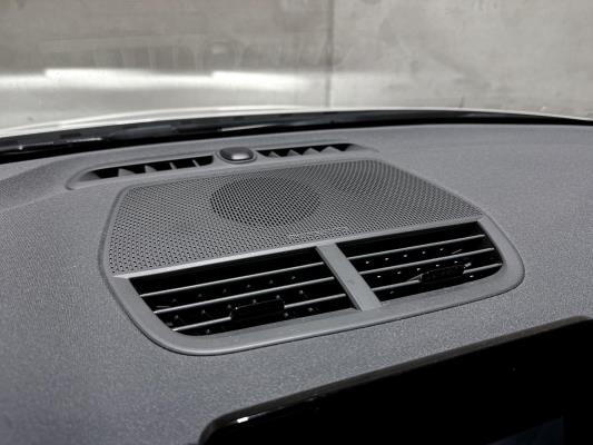 Polestar 2 Long Range Dual Motor Launch Edition 78kWh 408pk 2021 (Origineel-NL + 1e eigenaar), K-542-ZB