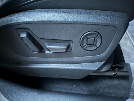 Audi e-tron 55 quattro Business edition Plus 95 kWh 408pk 2020 (Origineel-NL+1e eigenaar), K-706-KJ