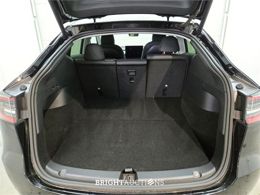 Tesla Model Y Long Range AWD 75 kWh 351pk 2021, R-745-PT