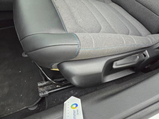 Citroen C4 Feel 1.2 Puretech 131pk 2023, HJT-43-N