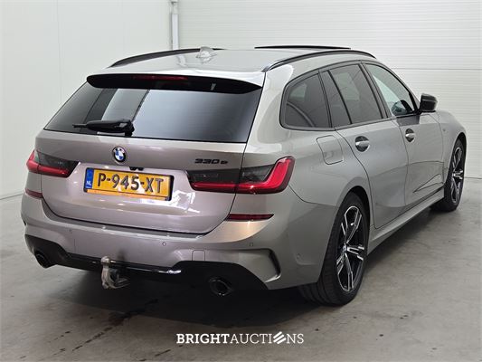 BMW 330e 3-serie Touring High Executive 296pk 2021 3-Serie, P-945-XT