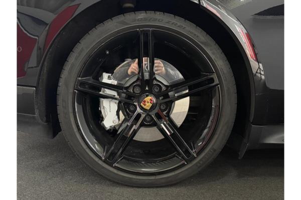 Porsche Taycan GTS 93 kWh 517pk 2023 (Origineel-NL), S-120-KG