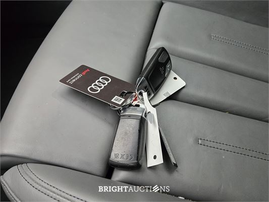 Audi A5 Sportback 40 S edition TFSI 204pk 2022 (Origineel-NL), R-915-FV