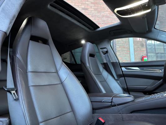 Porsche Panamera Turbo 4.8 V8 500pk 2009 Sport-Chrono, N-110-LT