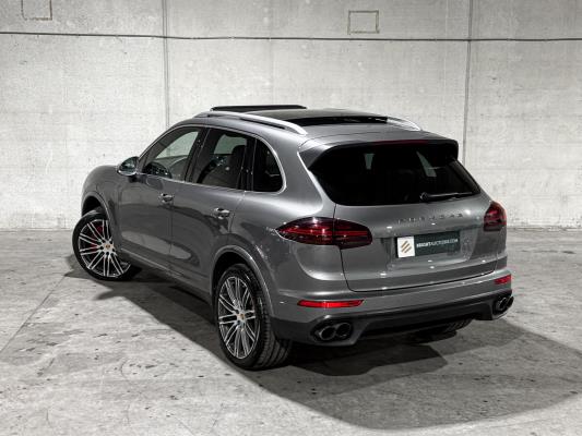 Porsche Cayenne Turbo 4.8 V8 520pk 2017 Sport-Chrono