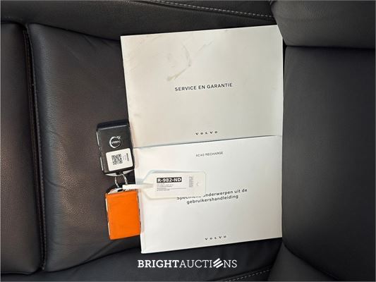 Volvo XC40 T4 Plug-in Hybrid Ultimate Bright 1.5 211pk 2022 (Origineel-NL), R-982-ND