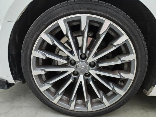 Audi A5 Sportback MHEV Sport S-Line Edition 2.0 TFSI 190pk 2018 (Origineel-NL), RX-377-Z