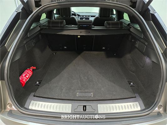 Land Rover Range Rover Velar P300 Turbo R-Dynamic SE 2.0 AWD 301pk 2019, R-030-NF