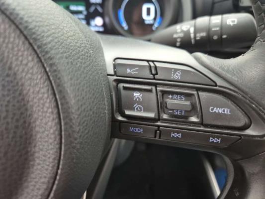 Toyota Yaris Vvt-I HYBRID Lounge 1.5 92pk 2021