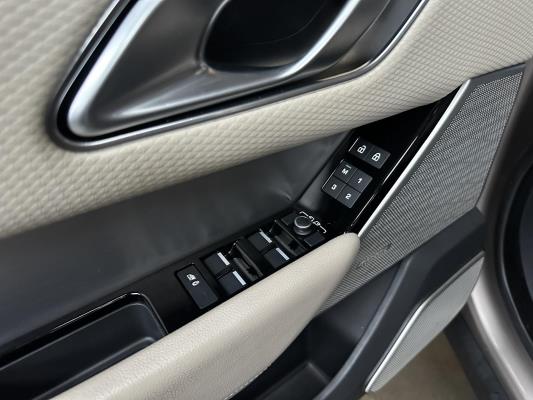 Land Rover Range Rover Velar 2.0 P400e R-Dynamic HSE 300pk 2021 (Origineel-NL), L-870-KS