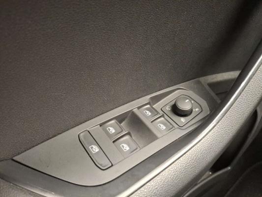 Skoda Karoq Sportline Business 1.5 TSI 150pk 2023 (Origineel-NL), T-830-SV