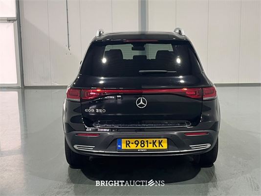 Mercedes-Benz EQB 25067 BusinesS-Line 7p 67 kWh 190pk 2022 (Origineel-NL) EQB-Klasse, R-981-KK