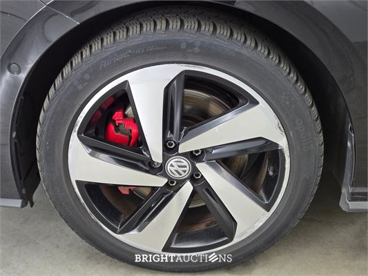 Volkswagen Polo GTI 2.0 TSI 200pk 2018, S-353-VL