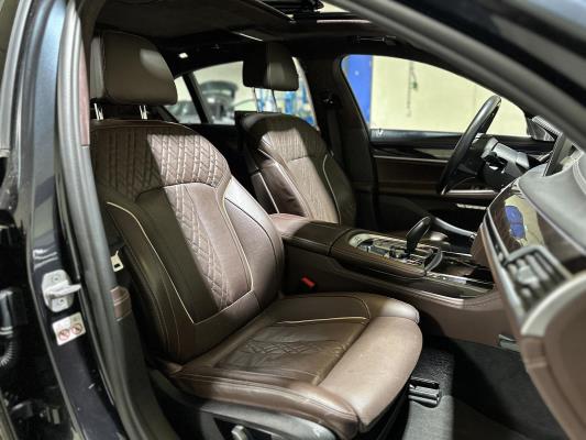 BMW 750Li xDrive High Executive 4.4 V8 7-serie 449pk 2017, XF-396-X