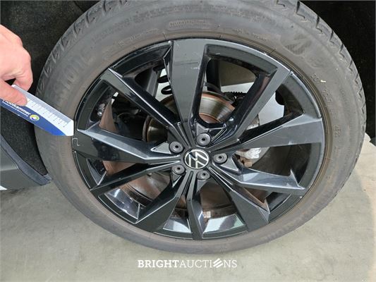 Volkswagen Taigo R-Line Business 1.0 TSI 110pk 2022, X-928-KN