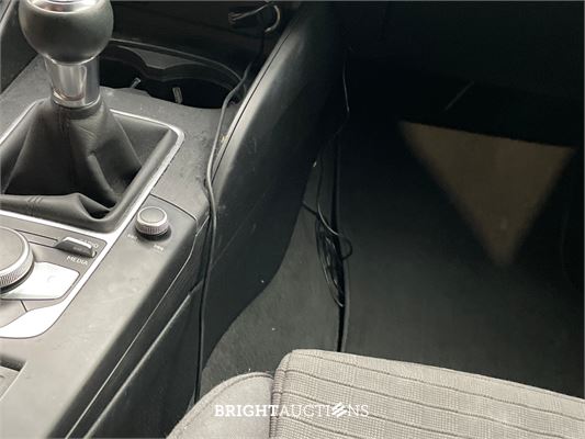 Audi A3 Limousine Sport Lease Edition 1.0 TFSI 116pk 2017 (Origineel-NL), PH-854-K