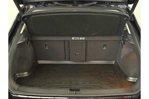 Volkswagen T-Roc Business 1.0 TSI 110pk 2021 (Origineel-NL), K-780-LX