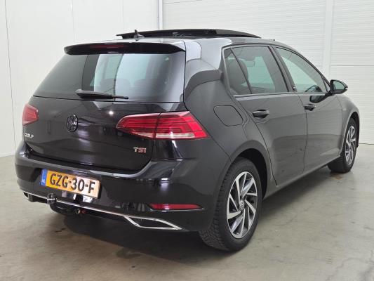 Volkswagen Golf Highline Business R 1.5 TSI 150pk 2017, GZG-30-F
