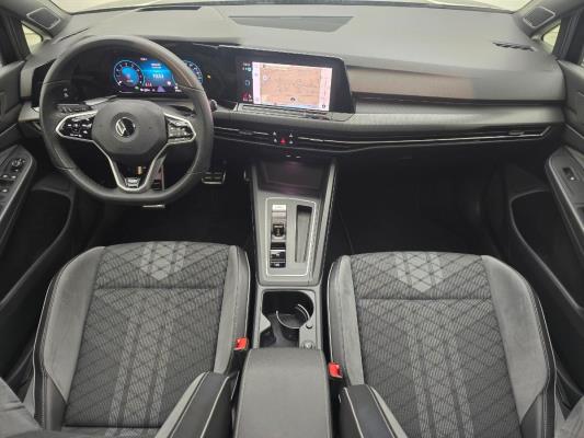 Volkswagen Golf 1.5 eTSI Style 150 pk 2021, Z-010-RT