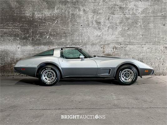 Chevrolet Corvette 5.7 V8 Convertible Two-Tone L-82 ANNIVERSARY EDITION 1 YZ 87 194pk 1978, 15-XXL-9