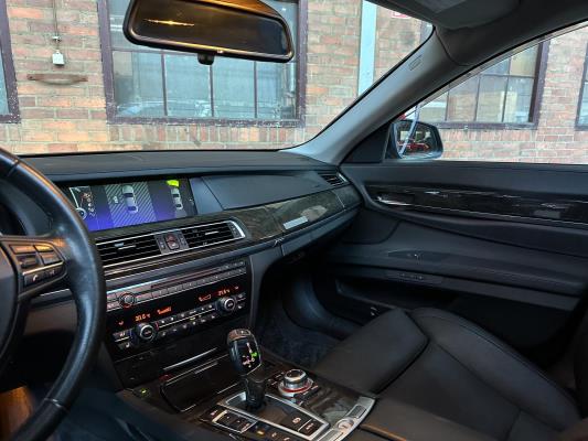 BMW ActiveHybrid7 F04 4.4 V8 7-serie 465pk 2011 -Youngtimer-