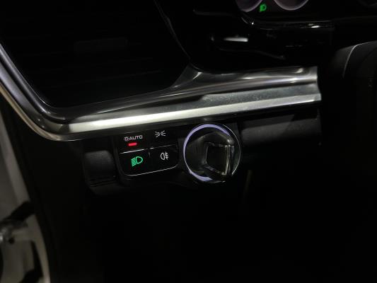 Porsche Panamera Sport Turismo  4 E-Hybrid 2.9 V6 462pk 2018, L-703-KR