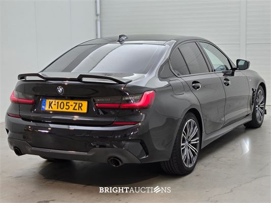BMW 318i 3-serie High Executive 157pk 2021 (Origineel-NL) 3-Serie, K-105-ZR