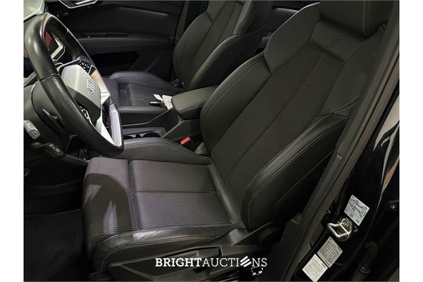 Audi Q4 35 Launch edition S Competition 55 kWh 2022 (Origineel-NL), P-141-FF