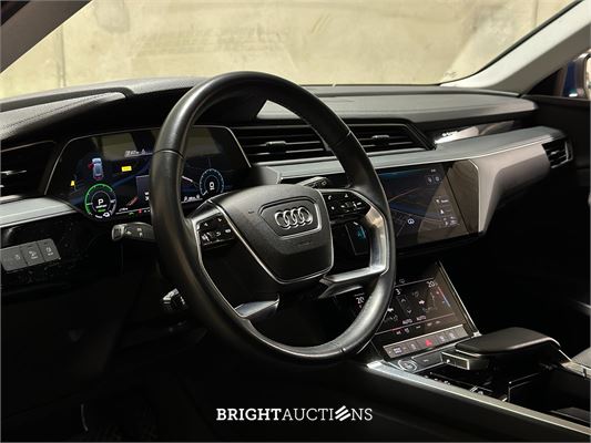 Audi e-tron 50 quattro edition 71 kWh 313pk 2020 (Origineel-NL + 1e eigenaar), J-948-HF