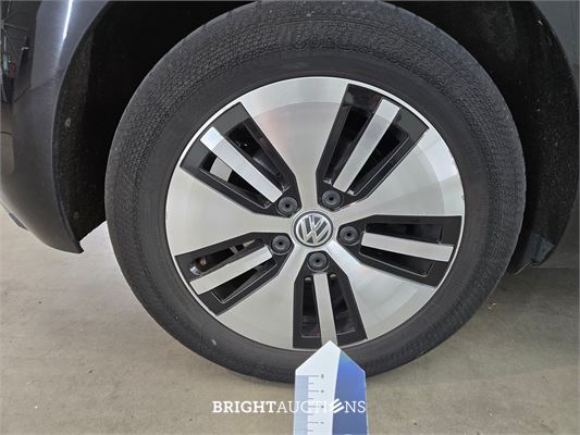 Volkswagen Golf e- e 136pk 2018 (Origineel-NL), TX-203-J