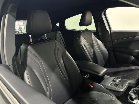 Ford Mustang Mach-E AWD 75 kWh 258pk 2021 (Origineel-NL), L-890-ZD