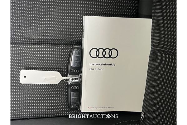 Audi Q4 40 S edition 77 kWh 2022 (Origineel-NL), S-937-BF