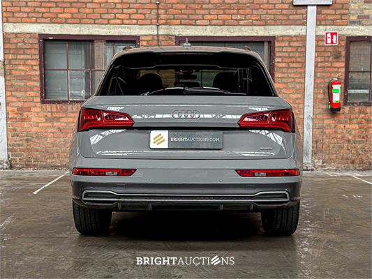 Audi Q5 2.0 TFSI Quattro Sport S Line Black Edition 252pk 2018 (Origineel-NL + 1e Eigenaar), TT-931-B