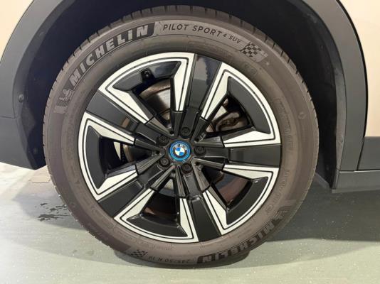 BMW iX3 Executive 80 kWh 286pk 2021 (Origineel-NL), L-550-KG
