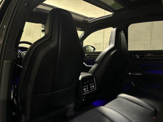 Porsche Cayenne Turbo 4.0 V8 549pk 2018 (Origineel-NL), TK-073-X
