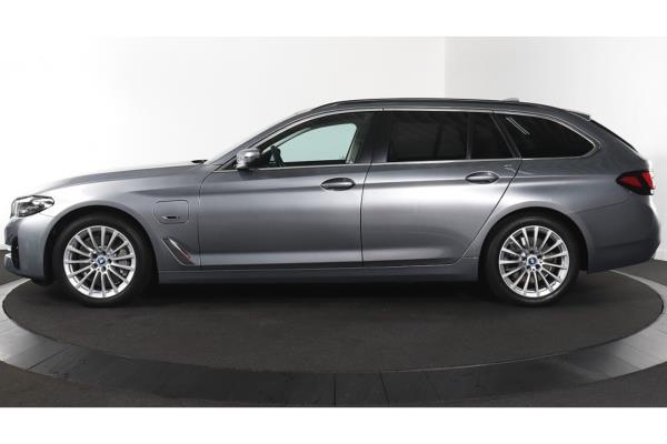 BMW 530e Business Edition Plus 292pk 2023 (Origineel-NL) 5-Serie, T-498-JN