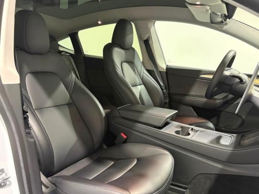 Tesla Model Y RWD 58 kWh 238pk 2023 (Origineel-NL), T-886-GX