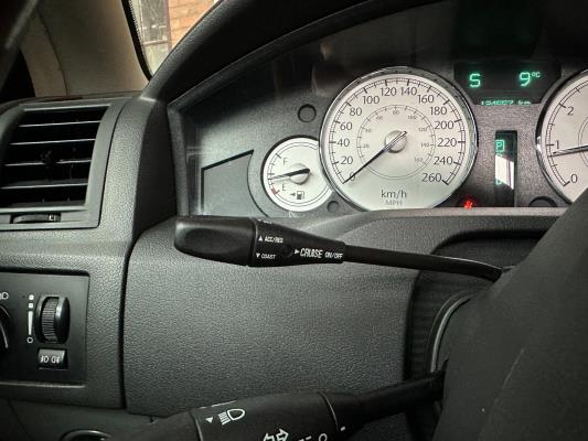 Chrysler 300C HEMI 5.7 V8 340PK 2005 