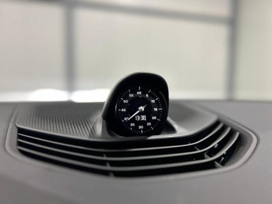 Porsche Taycan Performance Plus 93 kWh 381pk 2023, S-120-GD