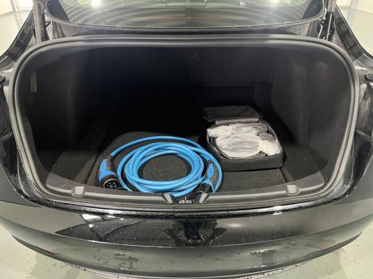 Tesla Model 3 Long Range AMD Ryzen AWD 75 kWh 351pk 2023 (Origineel-NL), T-915-HF