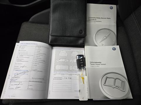 Volkswagen Passat Variant ACT Connected Series 1.4 TSI 150pk 2016 (Origineel-NL), JJ-820-G