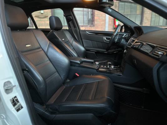 Mercedes-Benz E63 AMG 6.2 V8 -CARBON- 525pk 2010 (Origineel-NL) E-Klasse, 47-LKB-6
