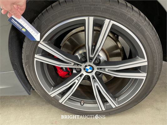 BMW 330e 3-serie eDrive Edition 296pk 2020 (Origineel-NL) 3-Serie, J-751-TG