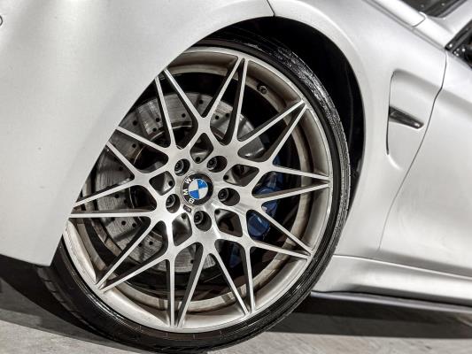 BRIGHT AUCTIONS: Luxury and Sport Cars - Tiel