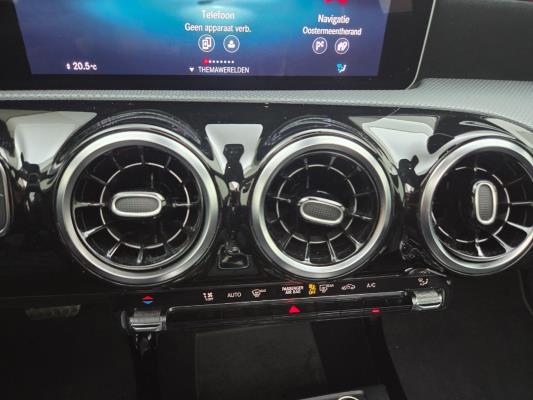 Mercedes-Benz A 180 Premium Plus 136pk 2019 A-klasse, N-189-LP