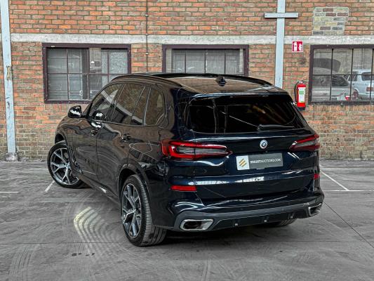 BMW X5 xDrive45e M-Sport 50 Jahre 6-cilinder 394pk 2023, X-243-GJ