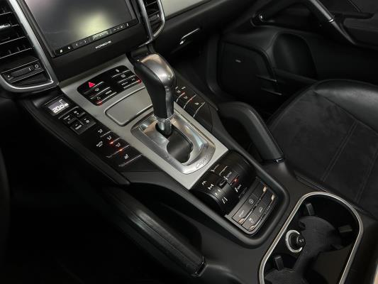 Porsche Cayenne GTS 4.8 V8 420pk 2013
