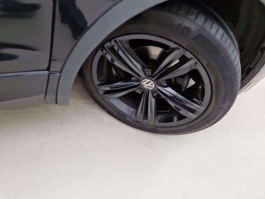 Volkswagen Tiguan Highl. Bus R 1.5 TSI 150pk 2020 (Origineel-NL), J-885-HF