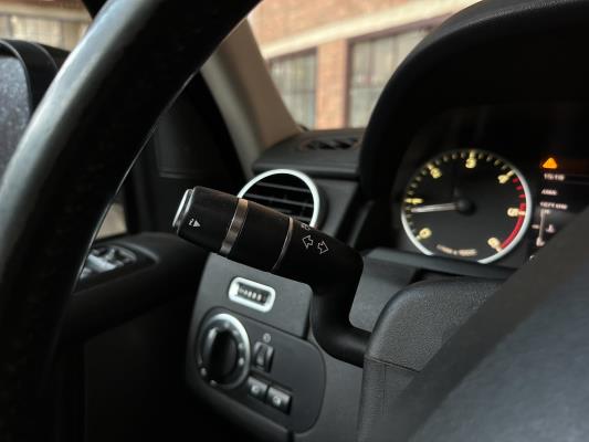 Land Rover Discovery 4 3.0 SDV6 SE HSE 256pk 2015, VNJ-87-T