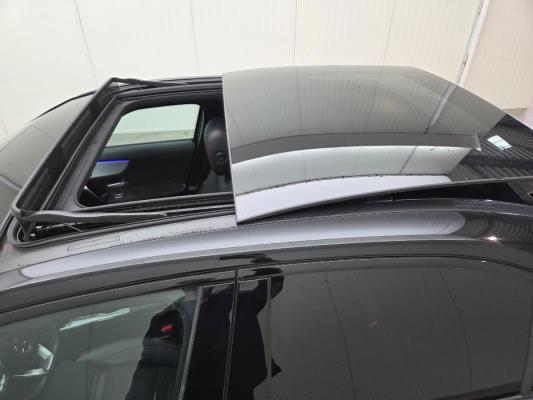 Mercedes-Benz A-klasse 250 e Business Solution AMG Limited 160 pk 2021, N-044-HS